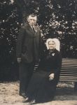 Jan Beukelman 1874 +echtgenote (foto Ben L).jpg